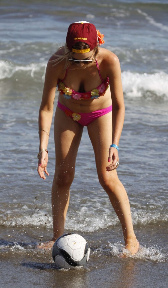 Maria Fowler - Bikini Candids in Marbella